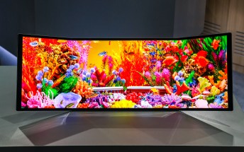 TCL CSOT unveils new screens for future electric cars
