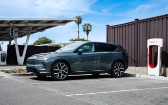 Volvo integrates 20,000 European Tesla Superchargers into native app