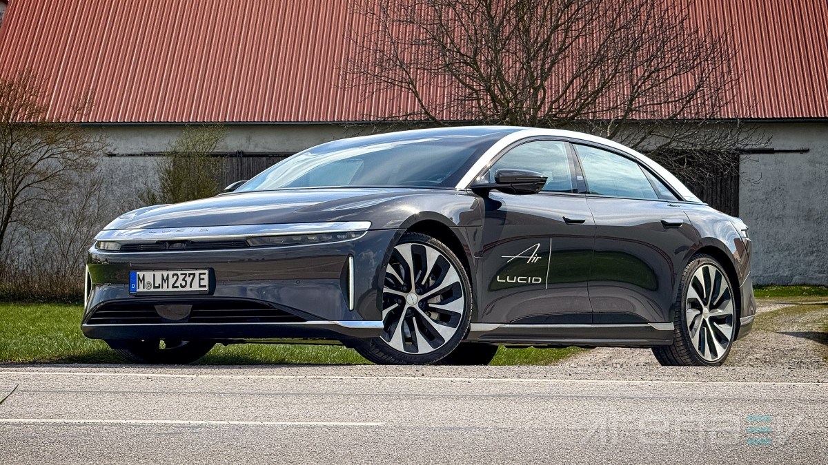 Deep staff cuts at Lucid amid softening EV demand