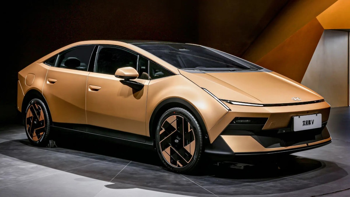 Hyundai Ioniq V specs revealed, up to 650 km range and 225 hp