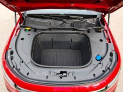 Mercedes GLB storage spaces