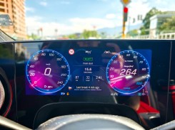 Mercedes GLB dashboard