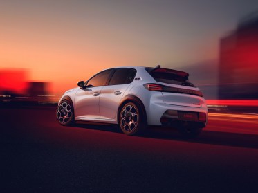 Peugeot e-208 GTi