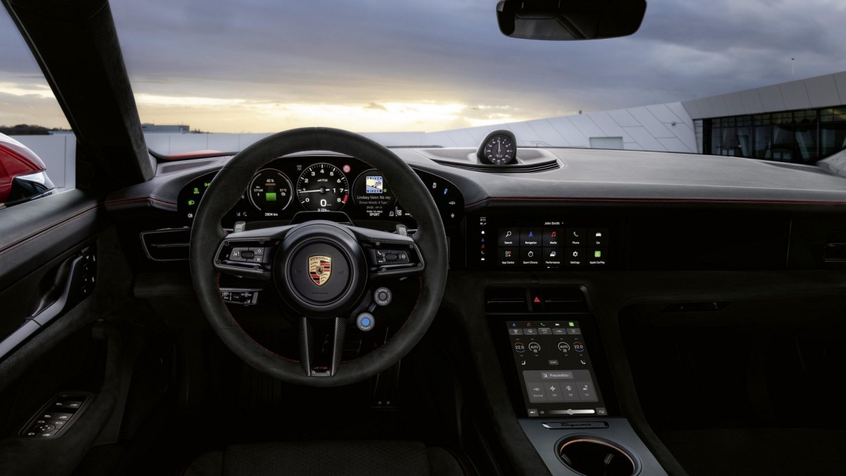 Simulated gear shifting arrives in the 2027 Porsche Taycan