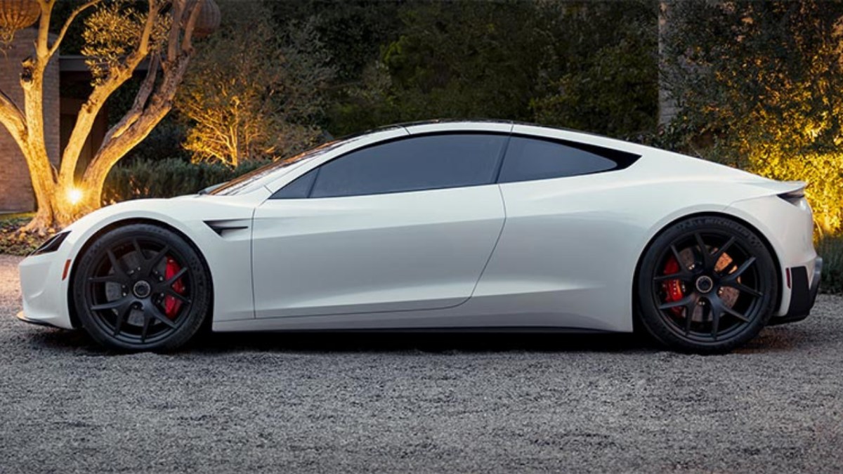 Tesla delays Roadster public demonstration again - rocket thrusters not ready