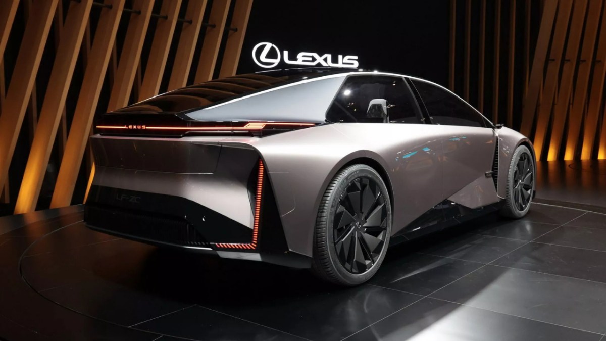 Toyota shelves the futuristic Lexus sedan