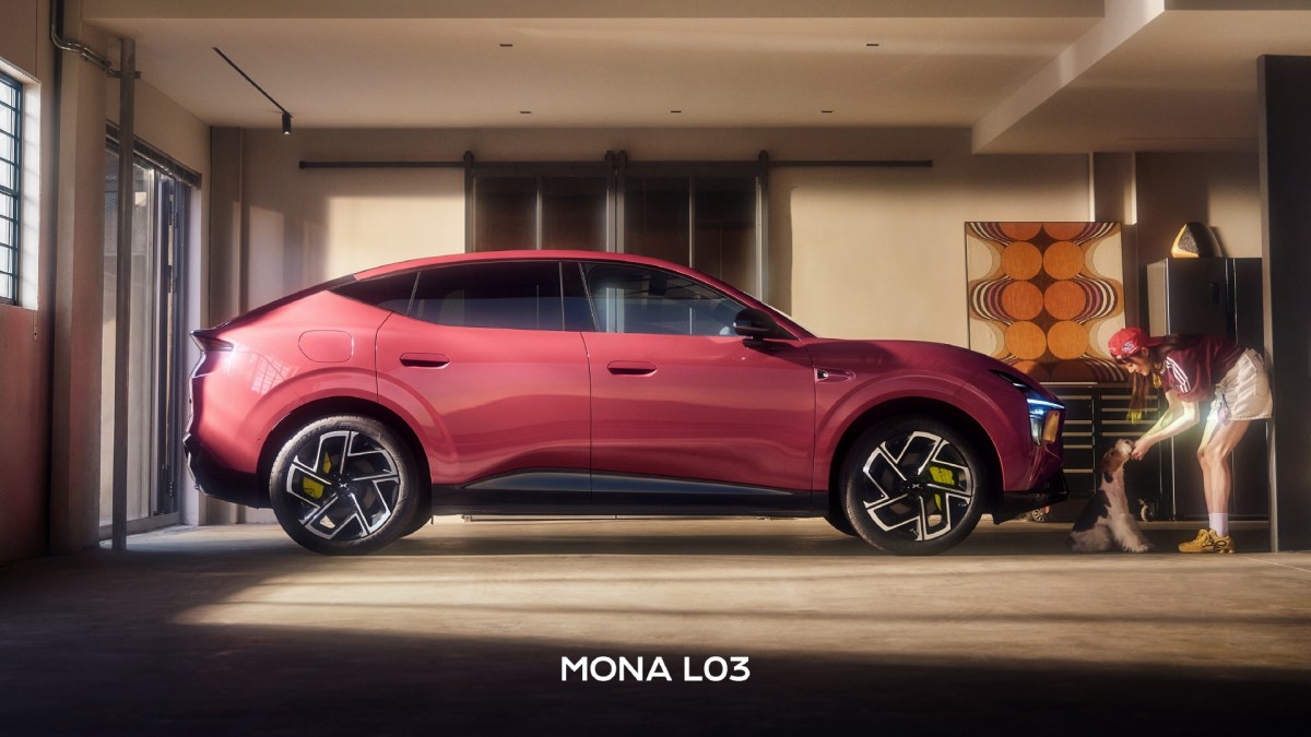 XPeng adds new Mona L03 electric crossover to its budget lineup