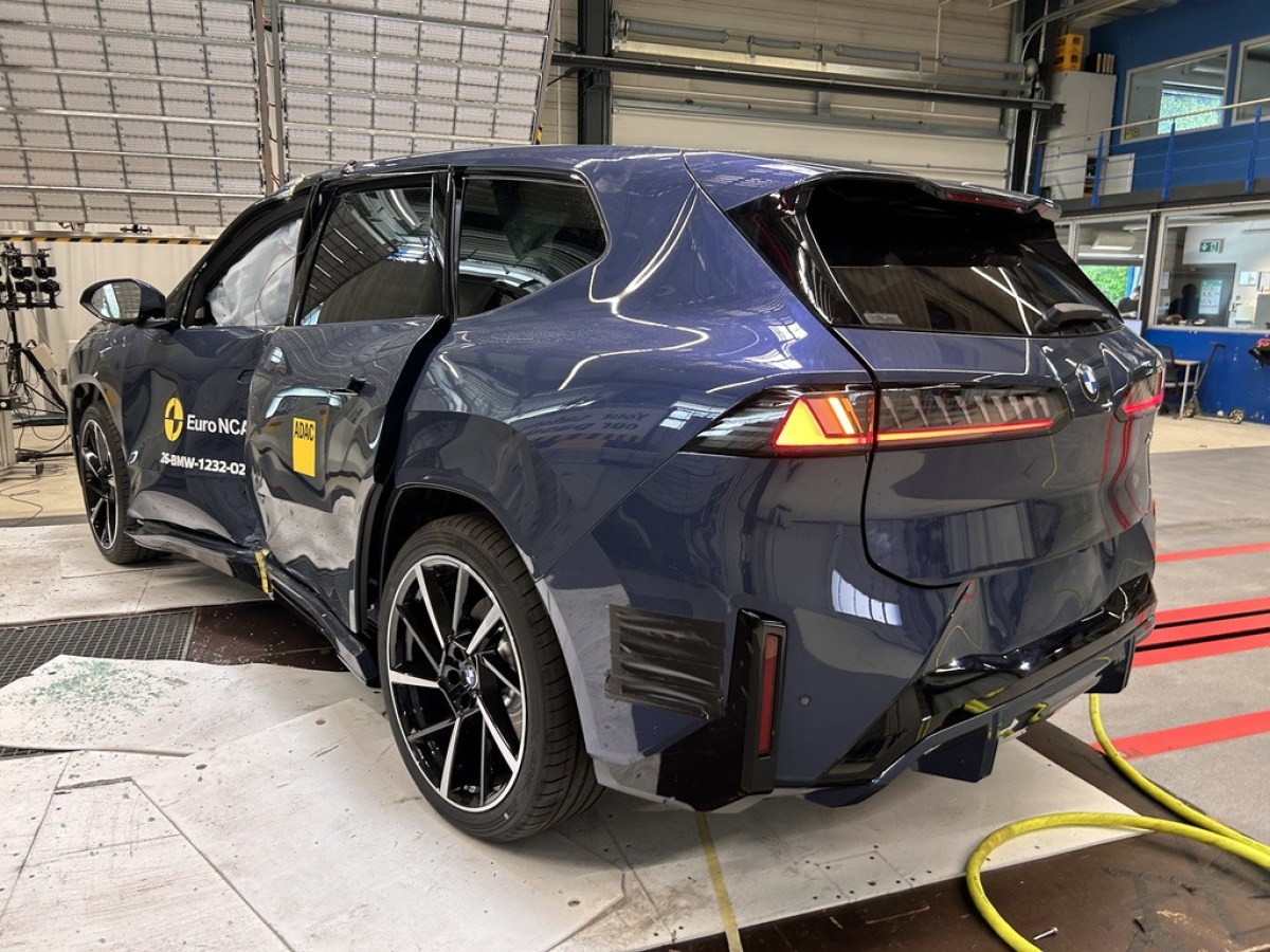 BMW iX3 is the first vehicle to earn а 5-star rating under АNCAP's new tougher standards