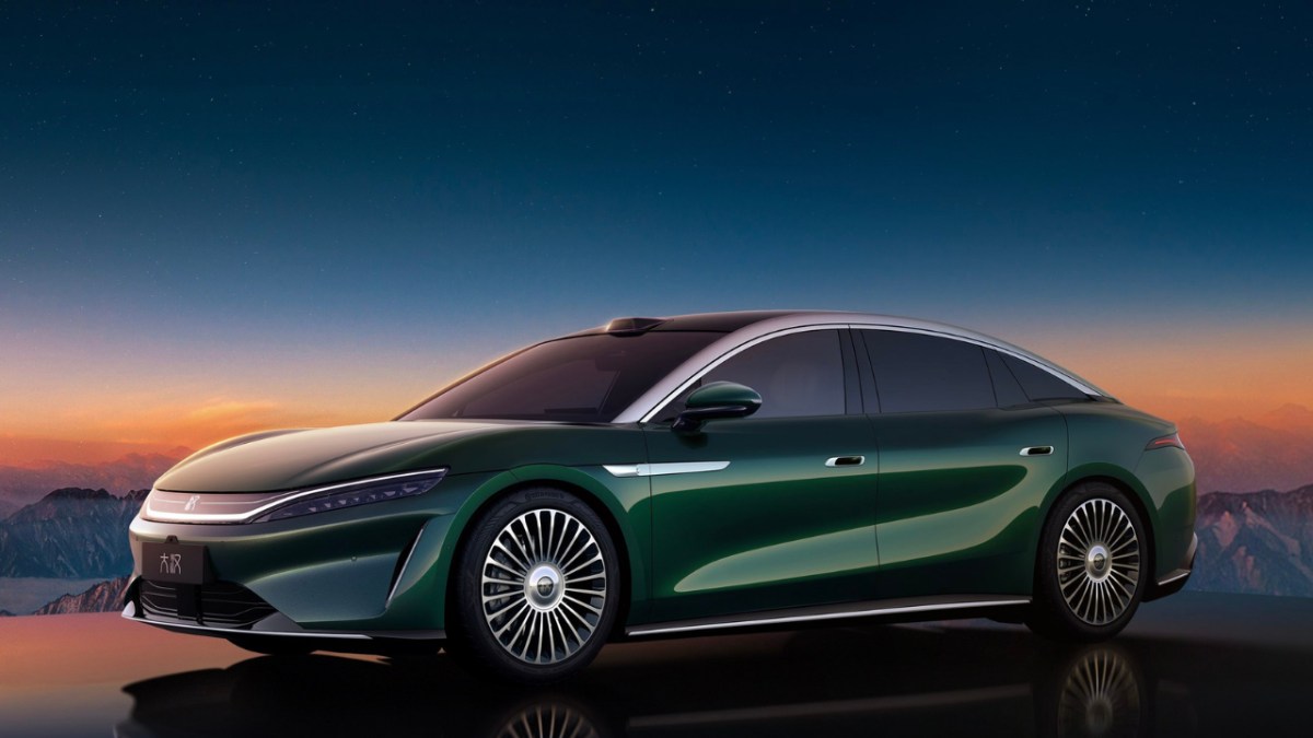BYD Da Han official images reveal a 1,000-km luxury electric sedan