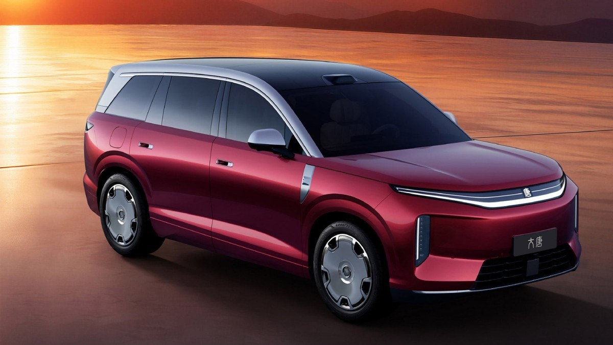 BYD Da Tang