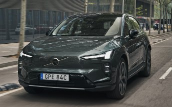 Volvo EX60 deliveries start