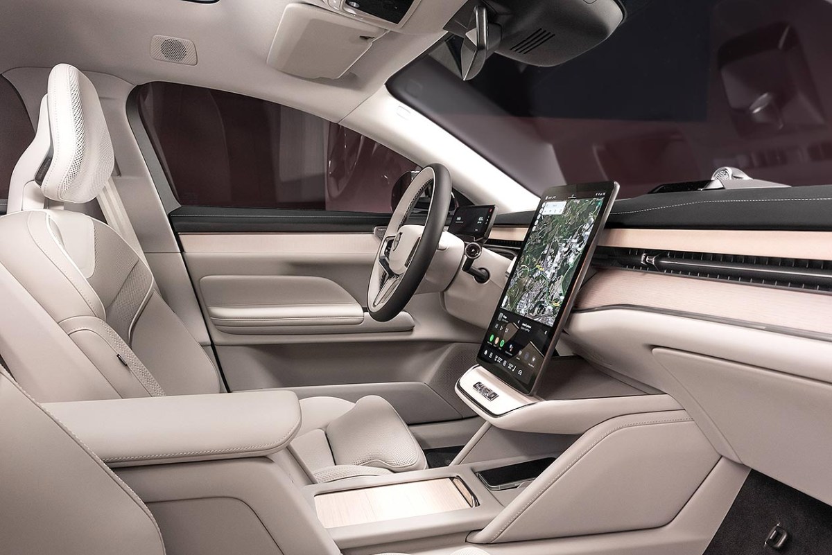 Volvo contemplates electric sedan and wagon for the US market
