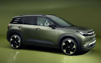 Volkswagen ID.Cross debuts with a sub-€30,000 price tag and spacious interior