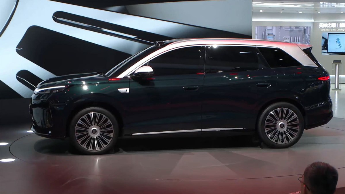 BYD showcases the third-generation Tang SUV