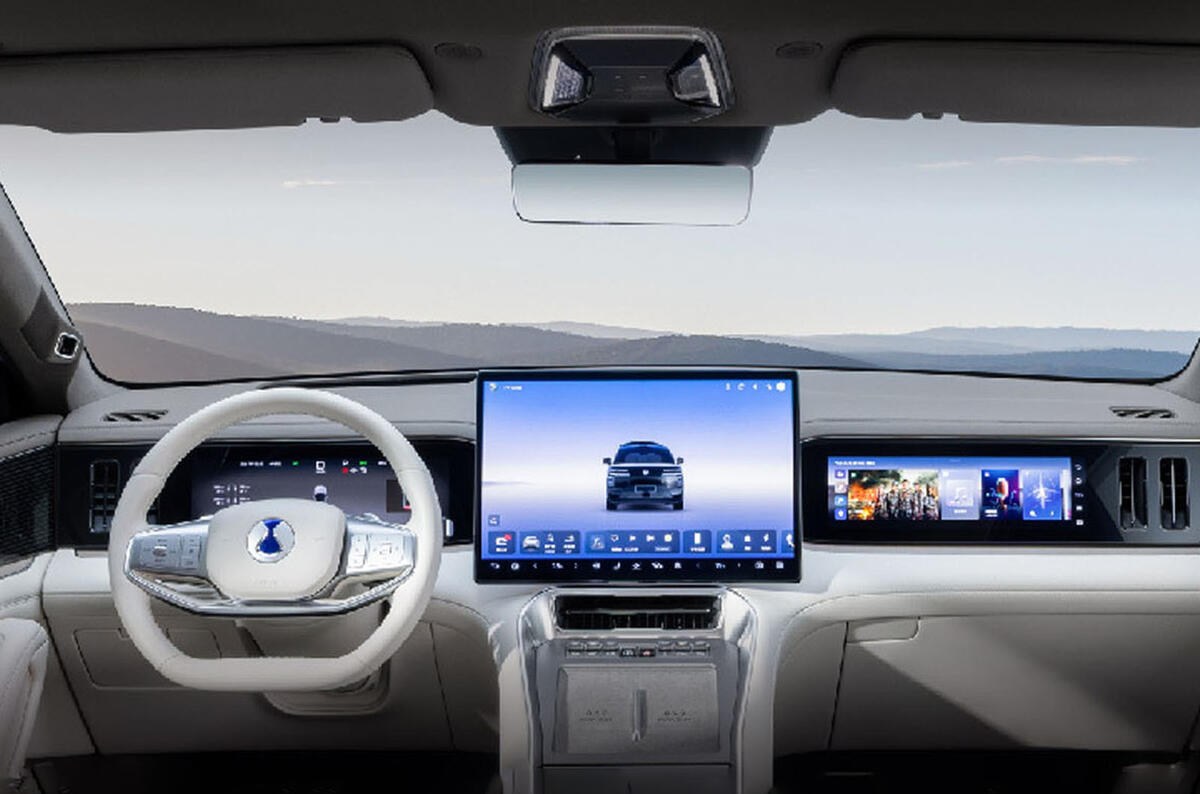 The new Denza N8 has over 1,000-km range thanks to BYD’s 130 kWh battery