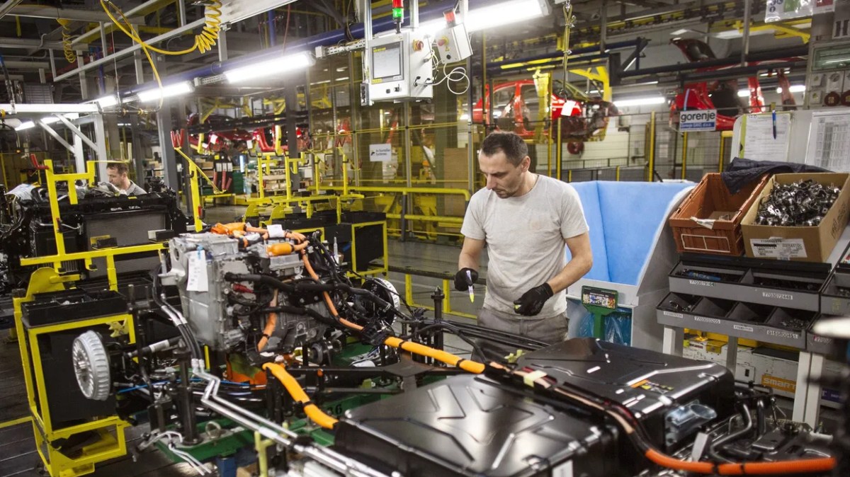 General Motors handed its $3.5 billion battery dream to Samsung