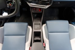 Center console amenities