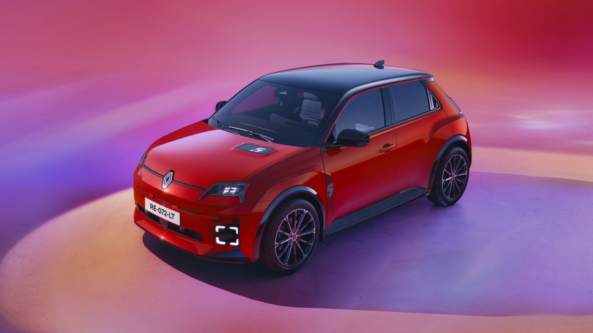 Renault is silently perfecting the electric hot hatch formula