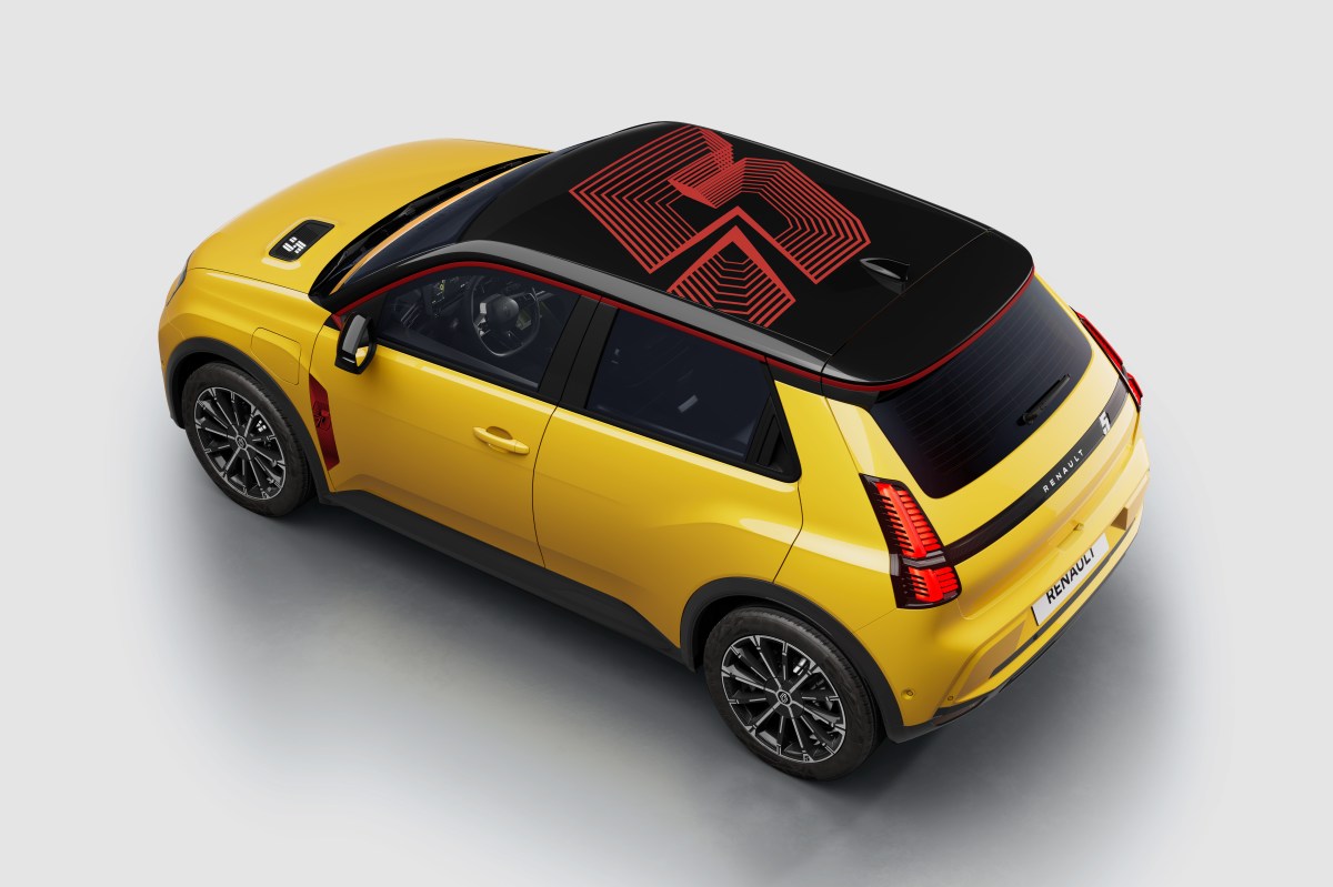 Renault is silently perfecting the electric hot hatch formula