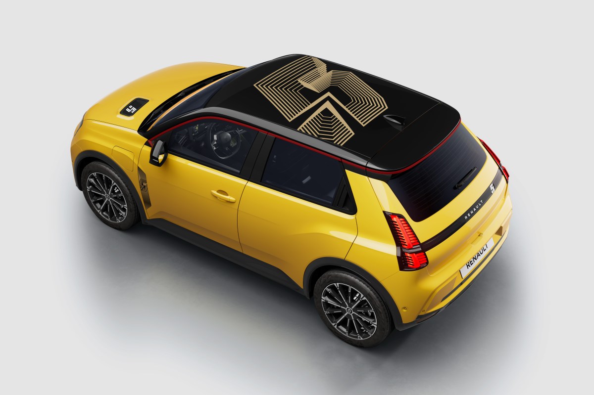 Renault is silently perfecting the electric hot hatch formula