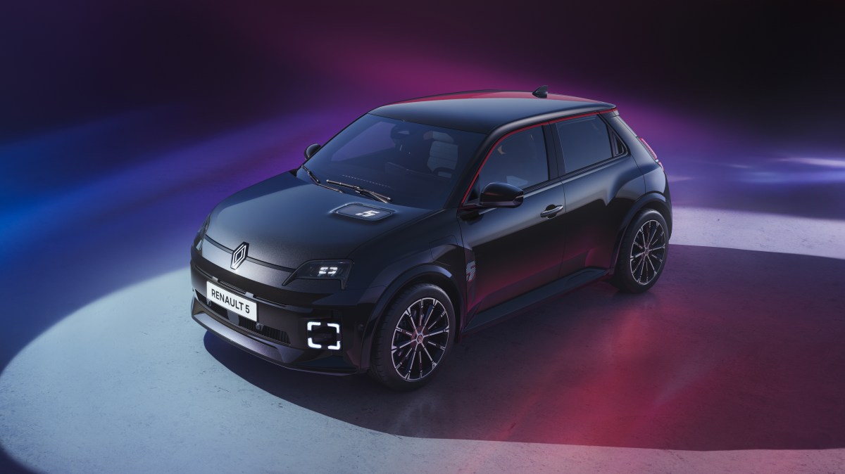 Renault is silently perfecting the electric hot hatch formula