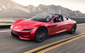 Tesla exec says the Roadster is coming 