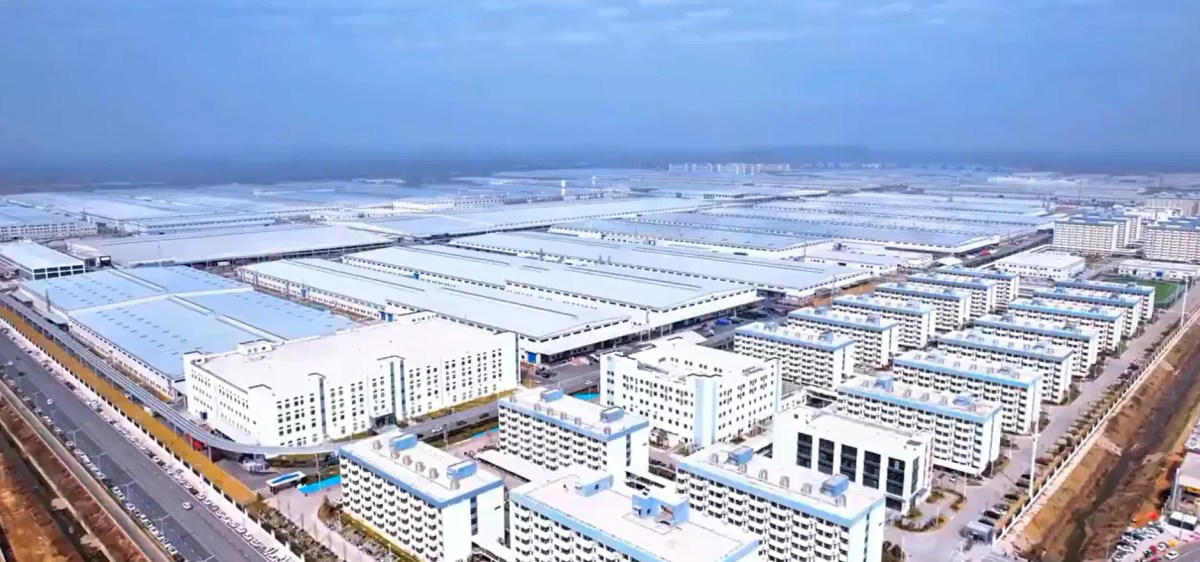 BYD factory in Zhengzhou, China