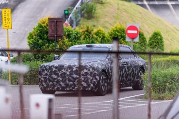 More BYD Yangwang ''Hu'' spy shots