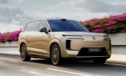 New Denza N8L comes with 130 kWh battery and 960-km range