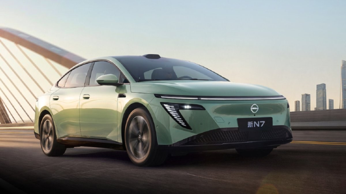 Nissan updates the N7 with tech and lower prices to fight back in China