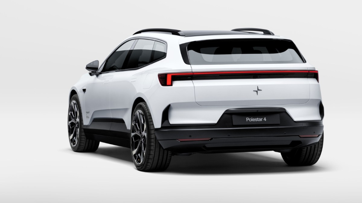 The rear window redemption - the cheaper, boxier Polestar 4 SUV cures Swedish stubbornness