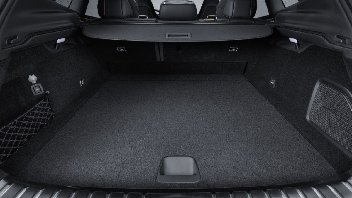The rear window redemption - the cheaper, boxier Polestar 4 SUV cures Swedish stubbornness