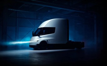 Tesla Semi finally leaves the sidelines and goes into production