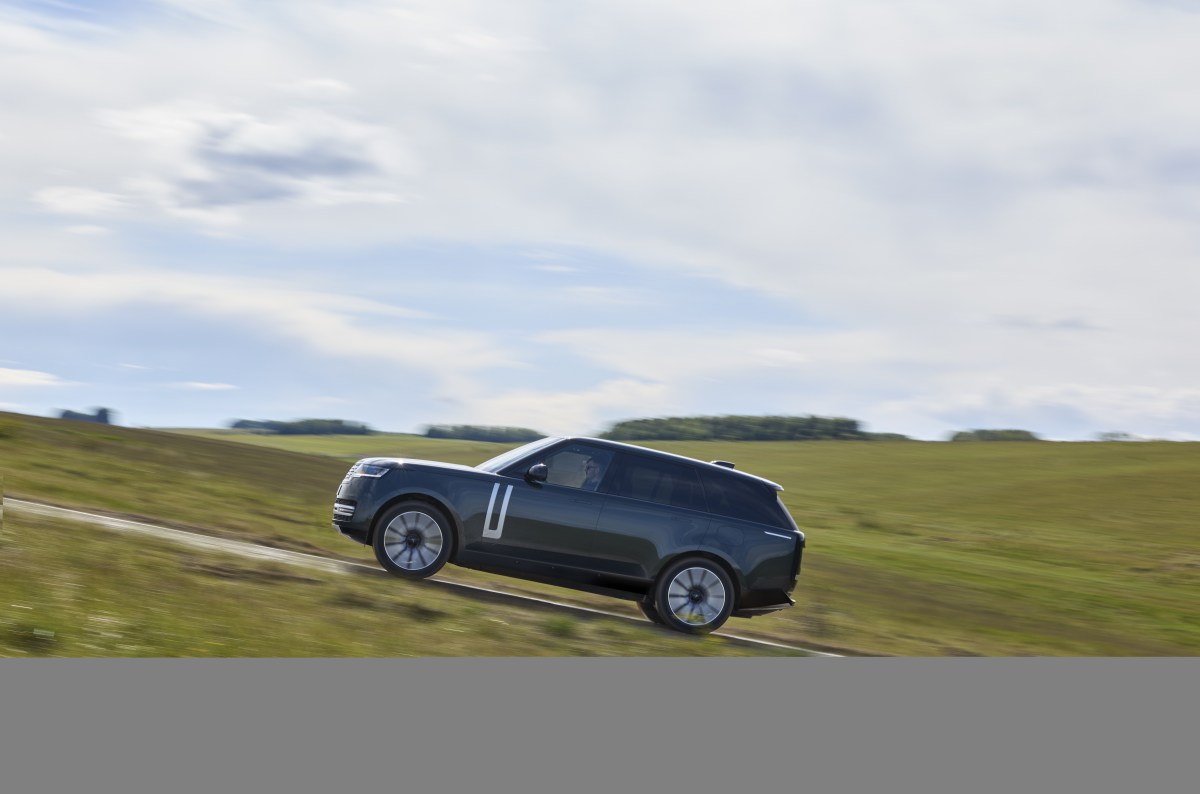 The new electric Range Rover is an EV that refuses to act like one