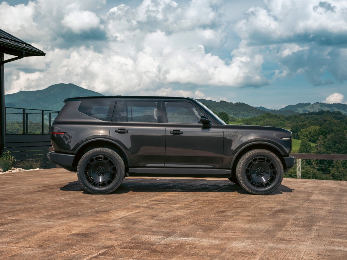 The Scout Traveler wants to conquer America with tweed, denim, and 800 Volts