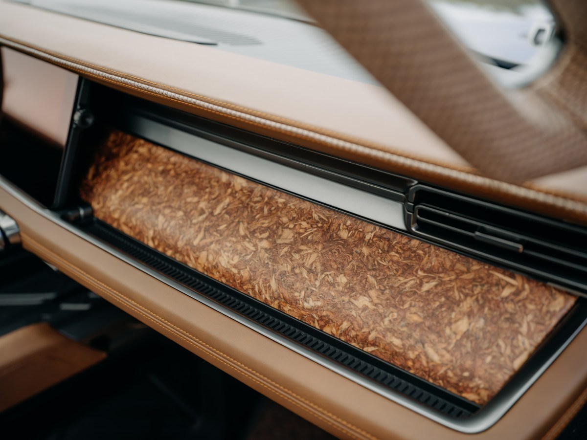 The Scout Traveler wants to conquer America with tweed, denim, and 800 Volts