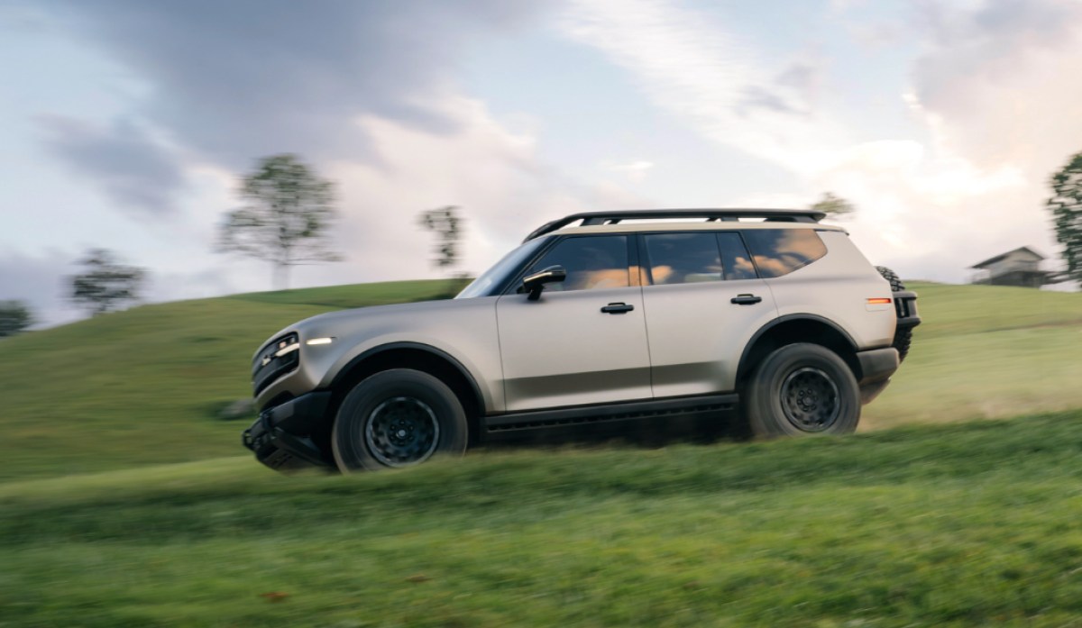 The Scout Traveler wants to conquer America with tweed, denim, and 800 Volts