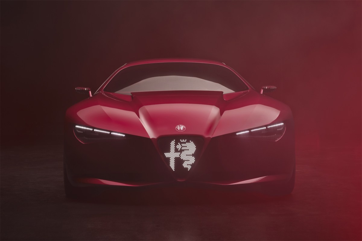 Alfa Romeo shows the Cuorerosso concept, its 8C of the future 