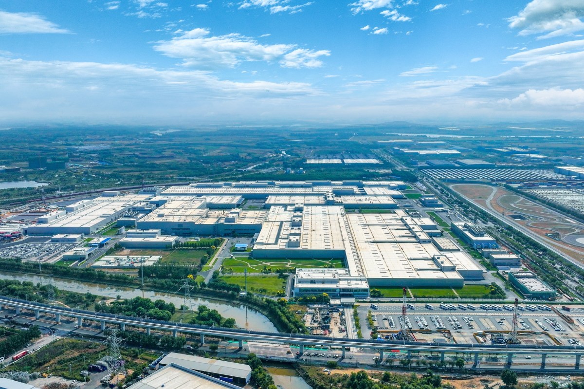 BMW starts production of Gen6 batteries in China, following Hungary and Germany