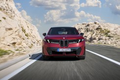 BMW iX4