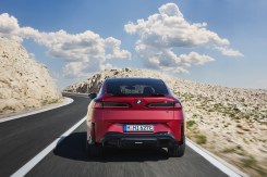 BMW iX4