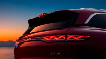 BYD Atto 8