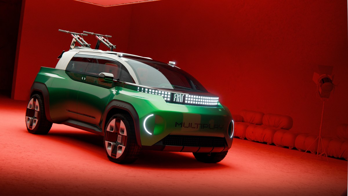 Fiat introduces the Multiplay concept - a versatile successor to the divisive Multipla