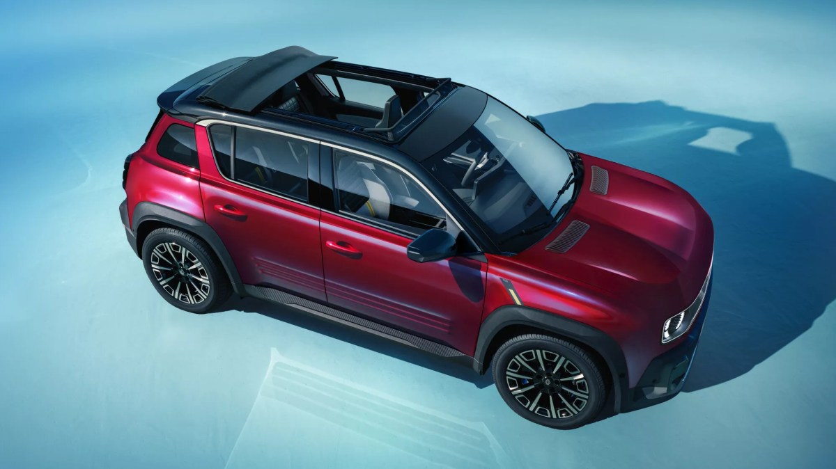 Renault sharpens up the 4 E-Tech