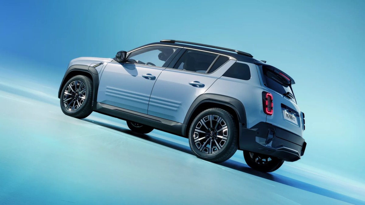 Renault sharpens up the 4 E-Tech