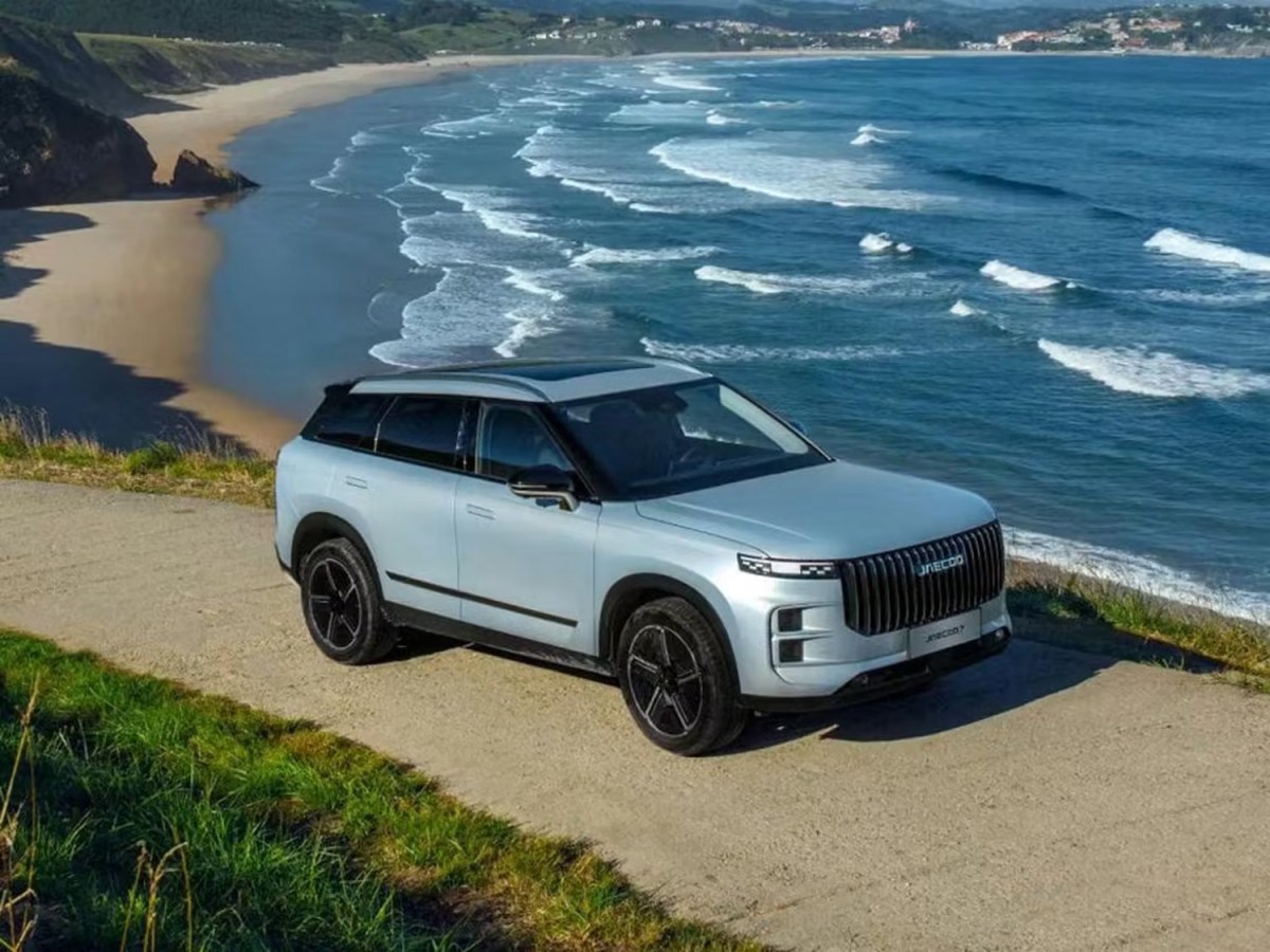 UK caught between Brussels and Beijing with 45% EV tariffs on the table