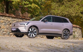 2026 Volvo EX90 Twin Motor Performance real life range test with 21-inch wheels and summer tires
