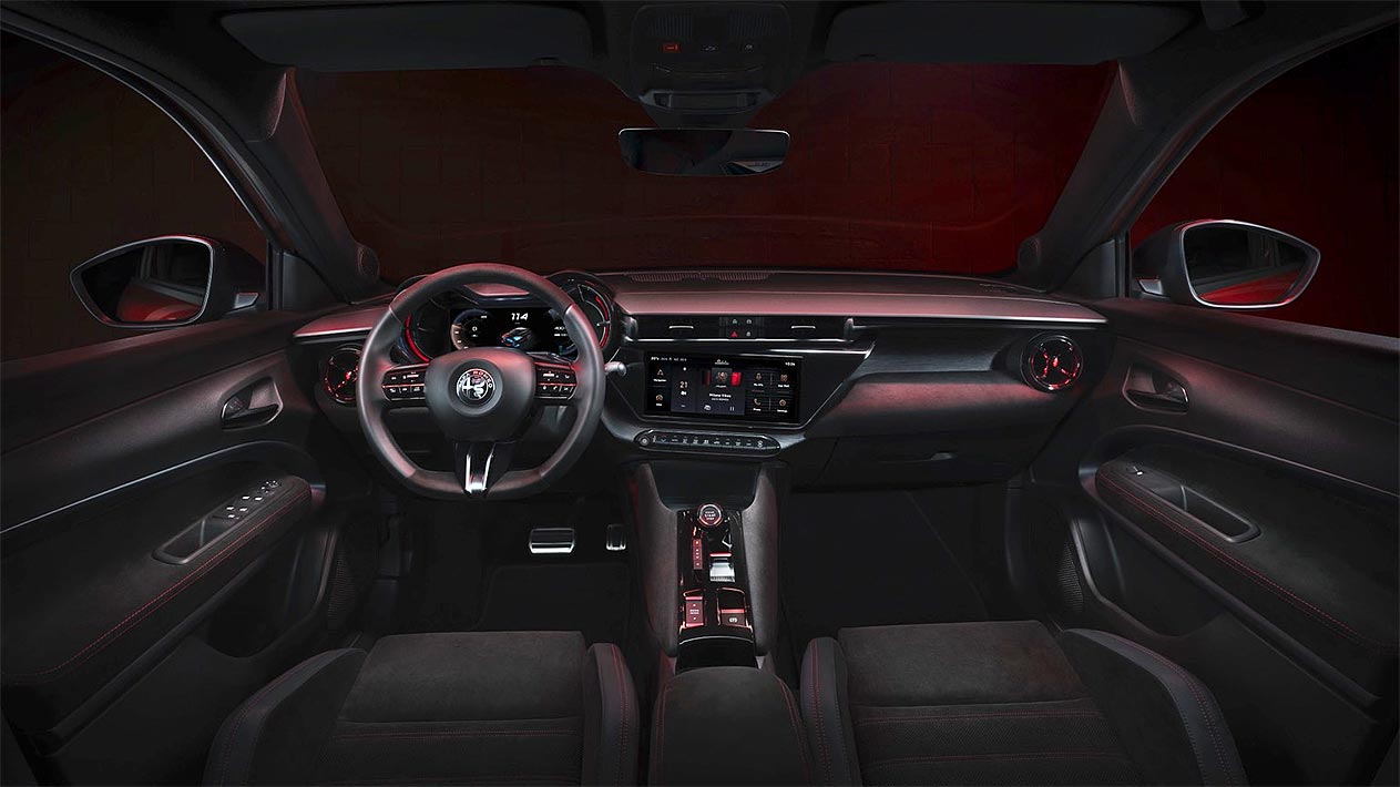 Alfa Romeo Junior Elettrica interior