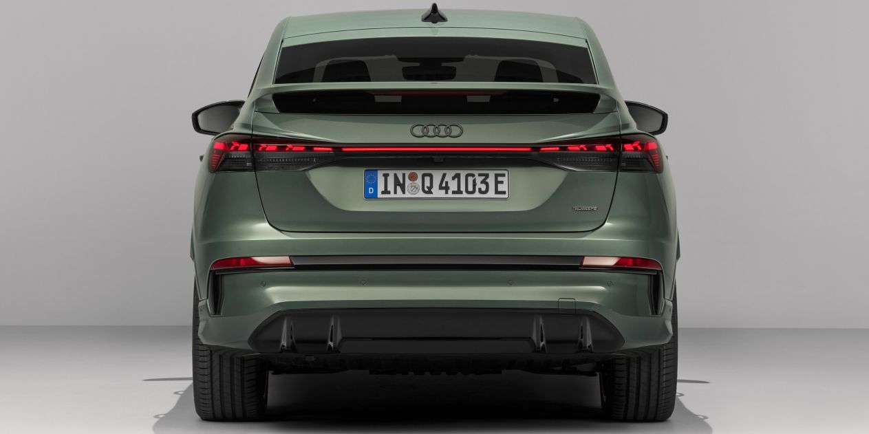 Audi Q4 e-tron Sportback back
