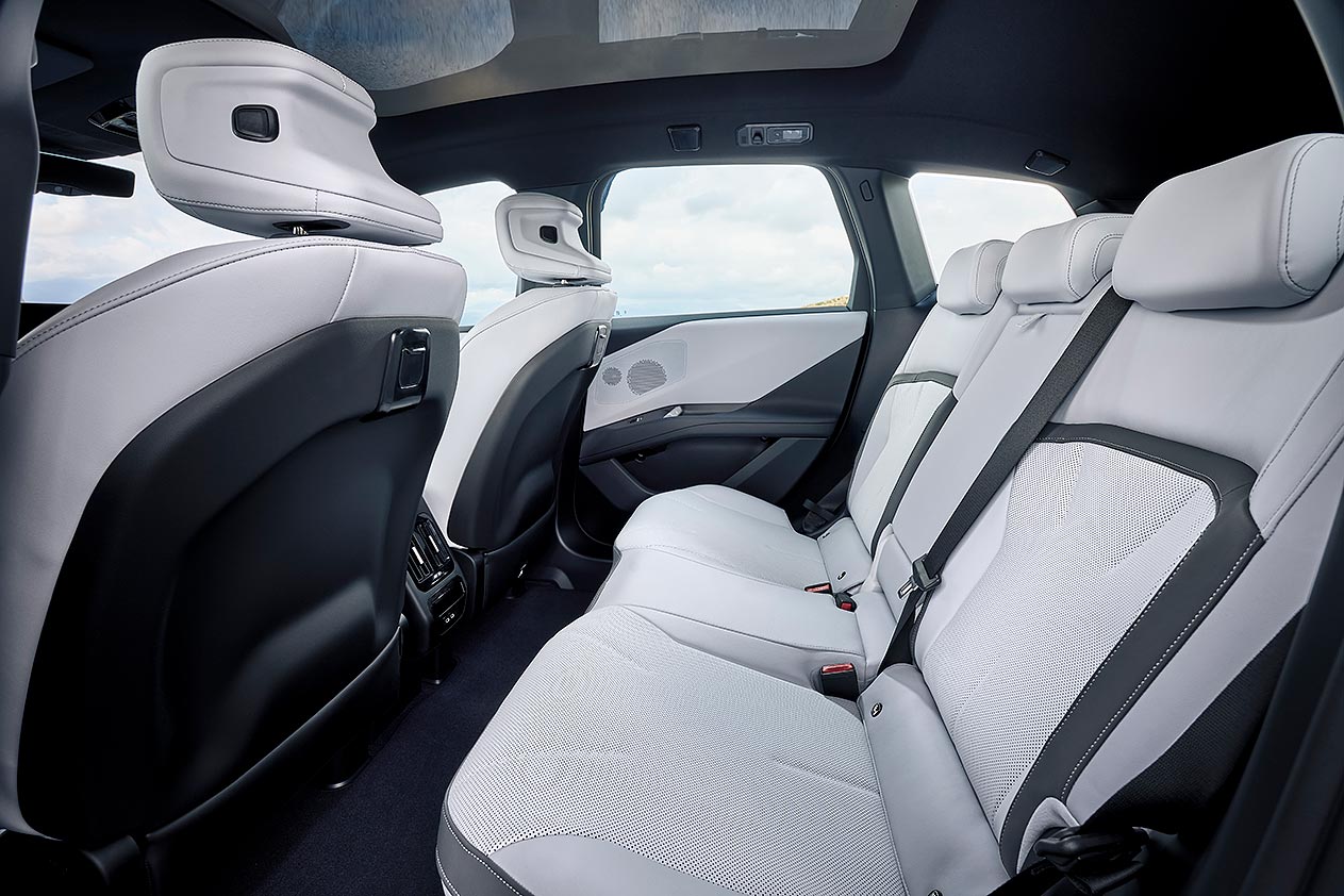 BMW iX3 interior
